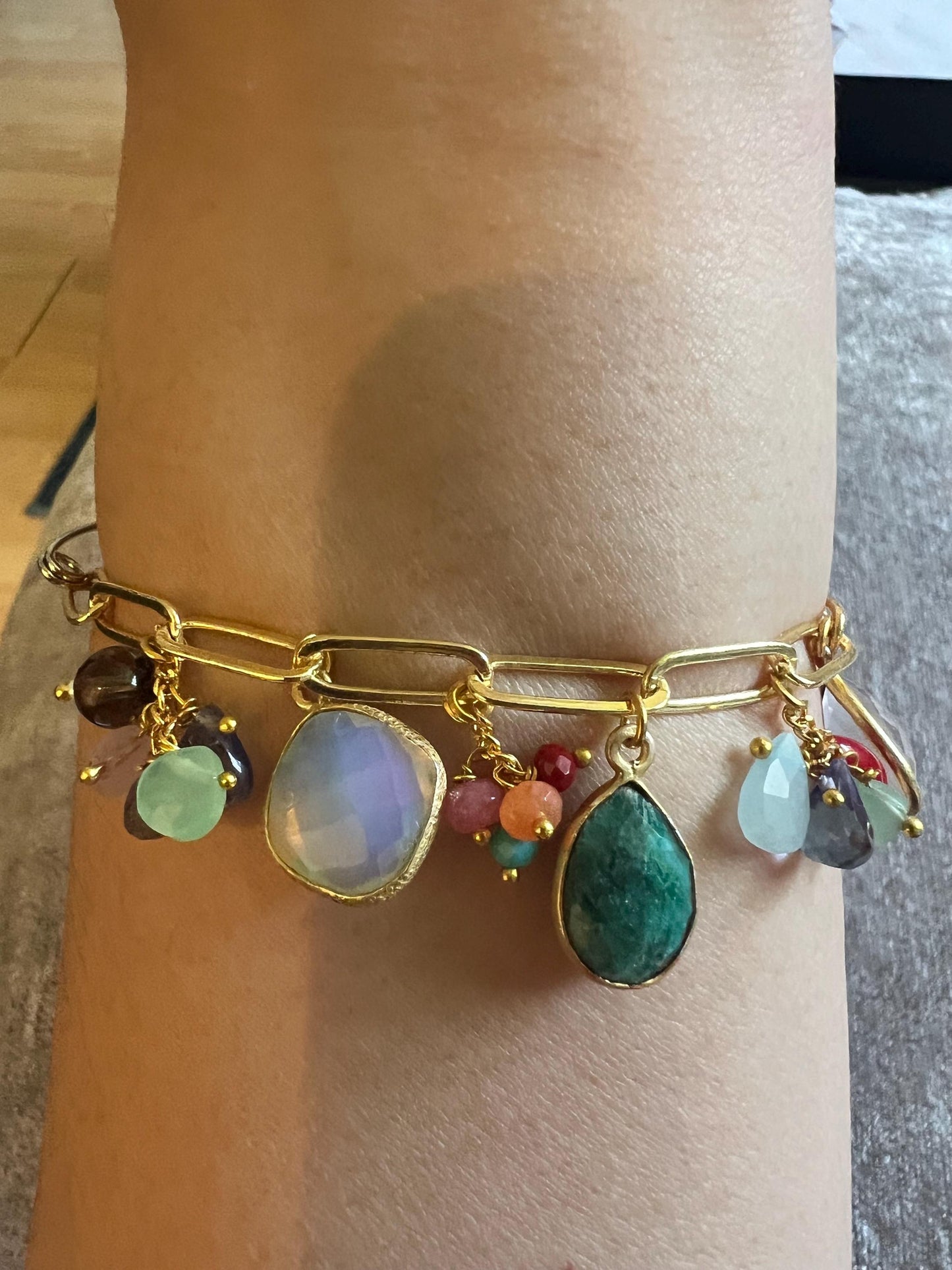 Exquisite Emerald, Ruby, Coral Link Charm Bracelet