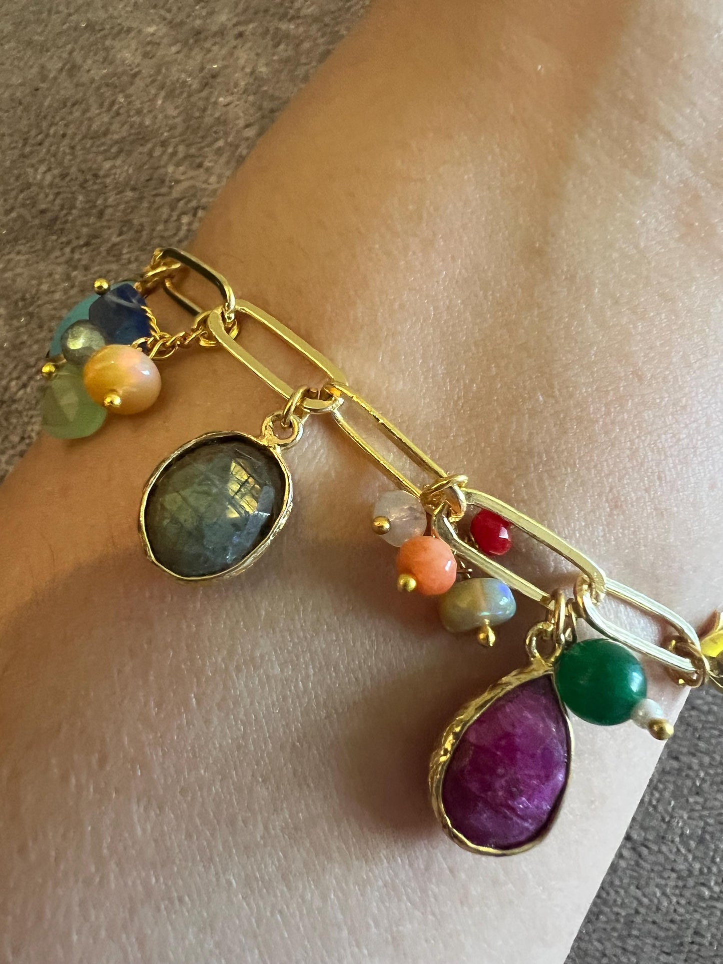 Exquisite Emerald, Ruby, Coral Link Charm Bracelet