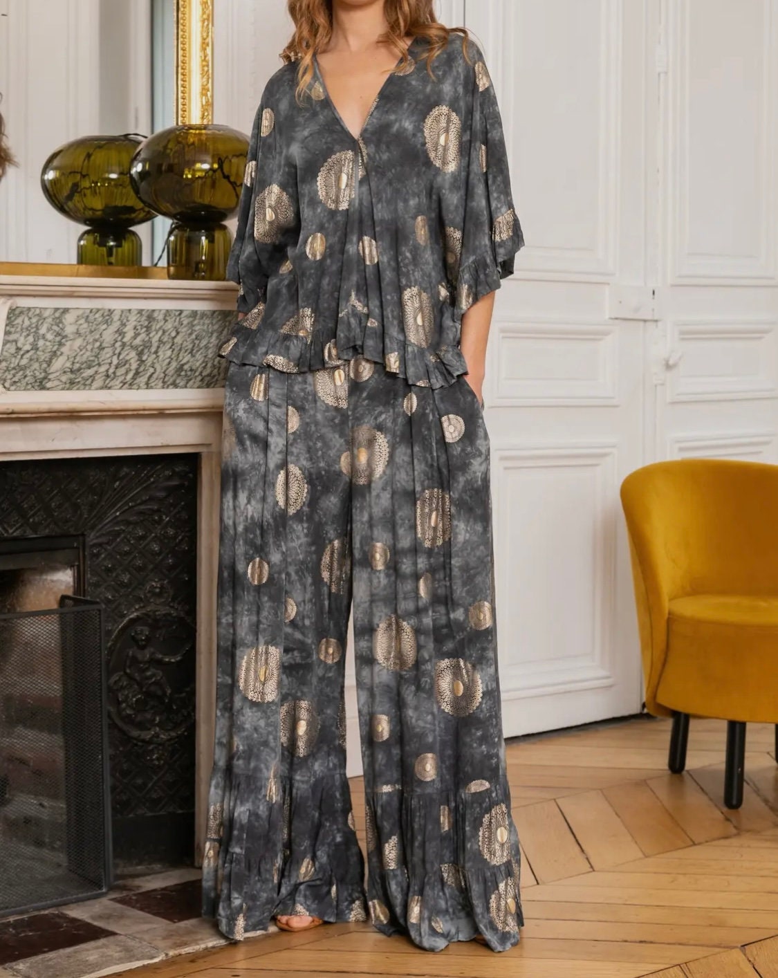 Beautiful,  co-ordinated flared trouser suit, v-back neck with gold tassle, weddings, parties, birthdays. Available in grey, purple or pink