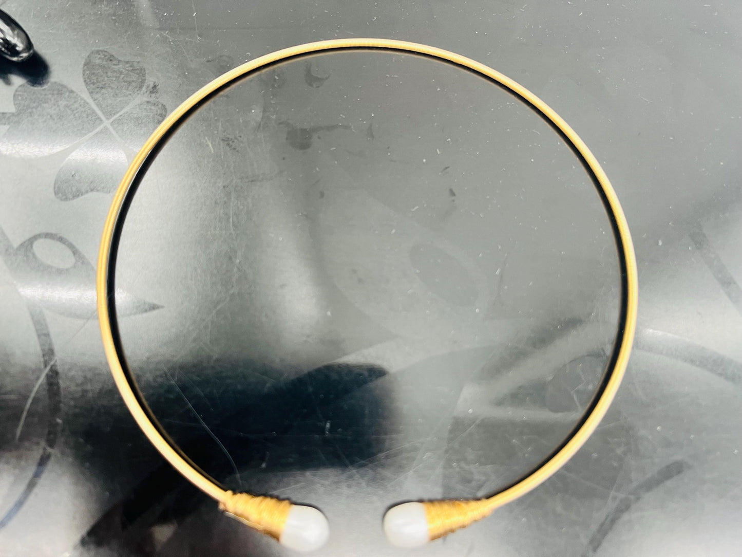 Natural pearl and stainless steel choker necklace